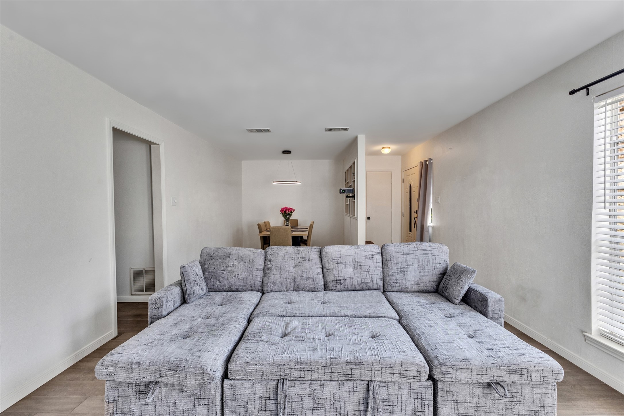 11657 Sabo Road Property Photo 9