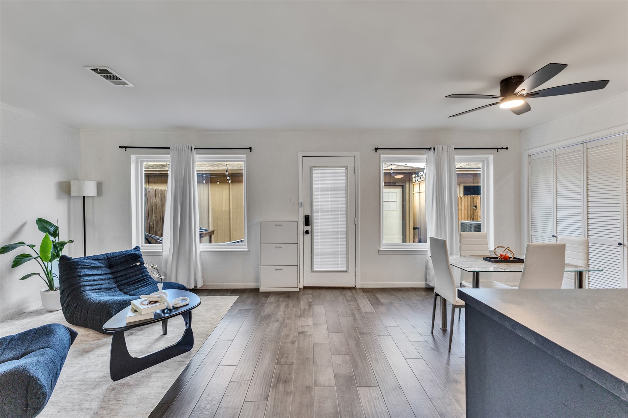 11657 Sabo Road Property Photo 13