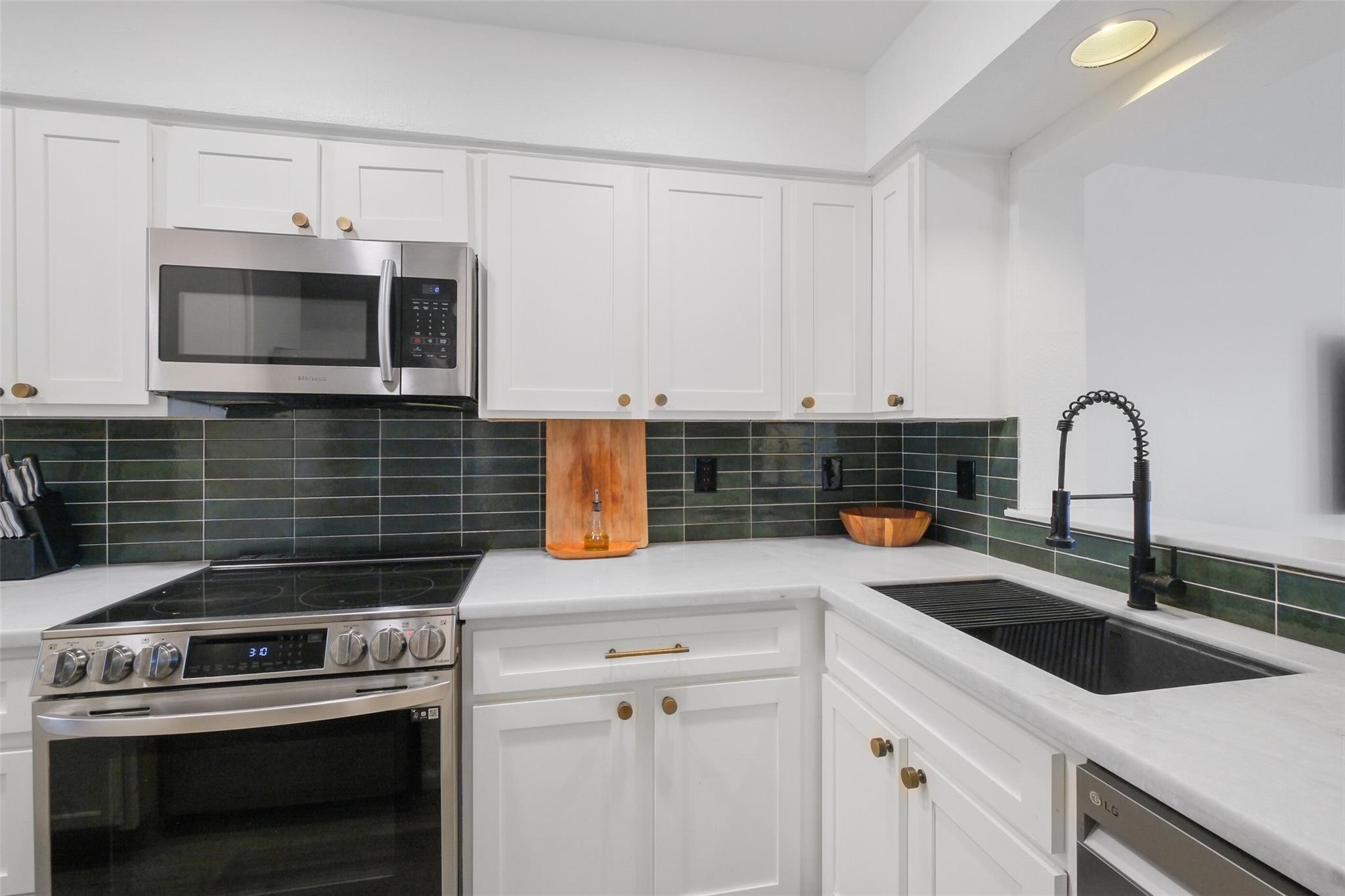 11550 Chimney Rock Unit 400 Road Property Photo 2