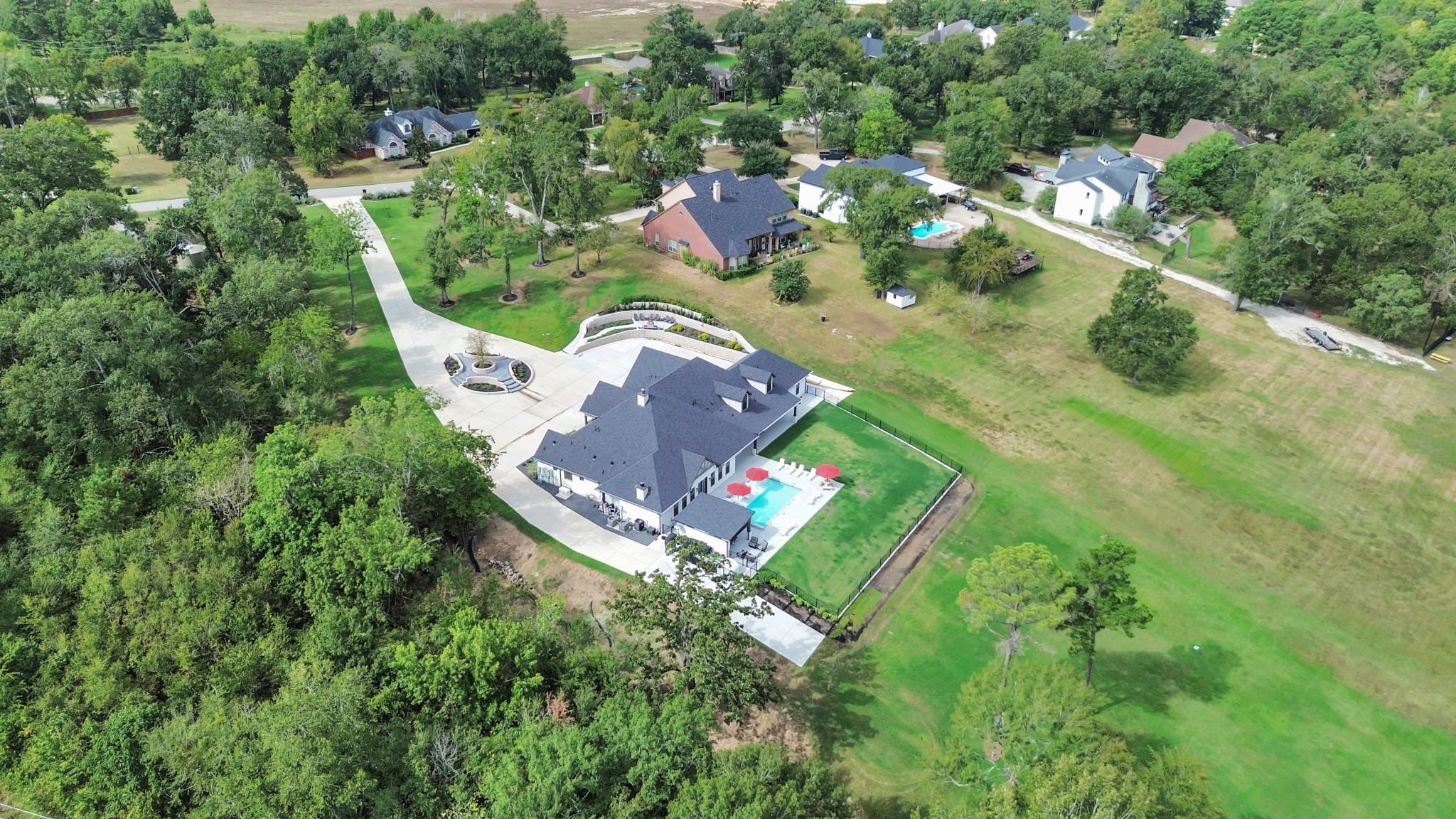 18828 Harbor Side Boulevard Property Photo 2