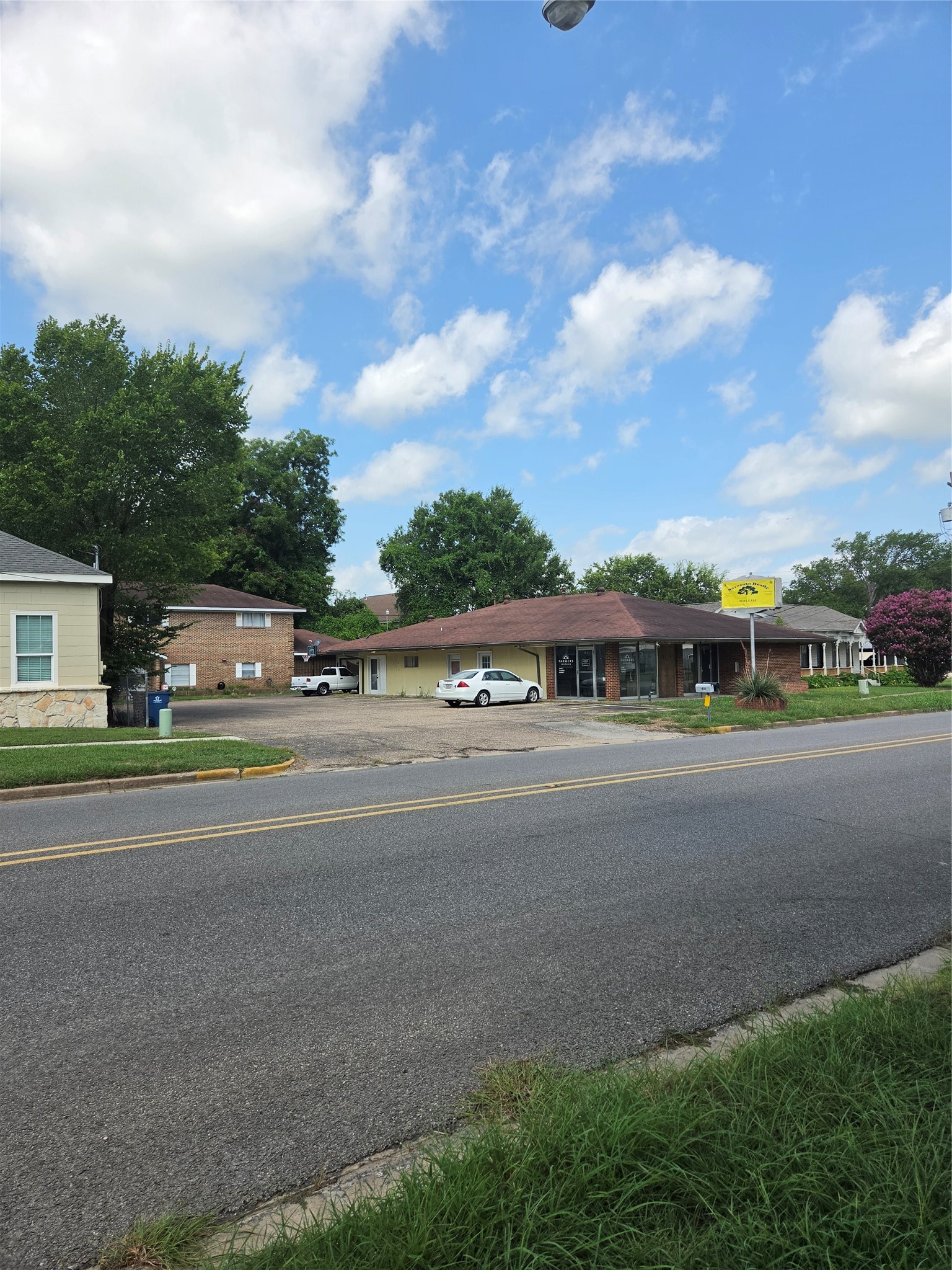 421 S La Salle Property Photo 4
