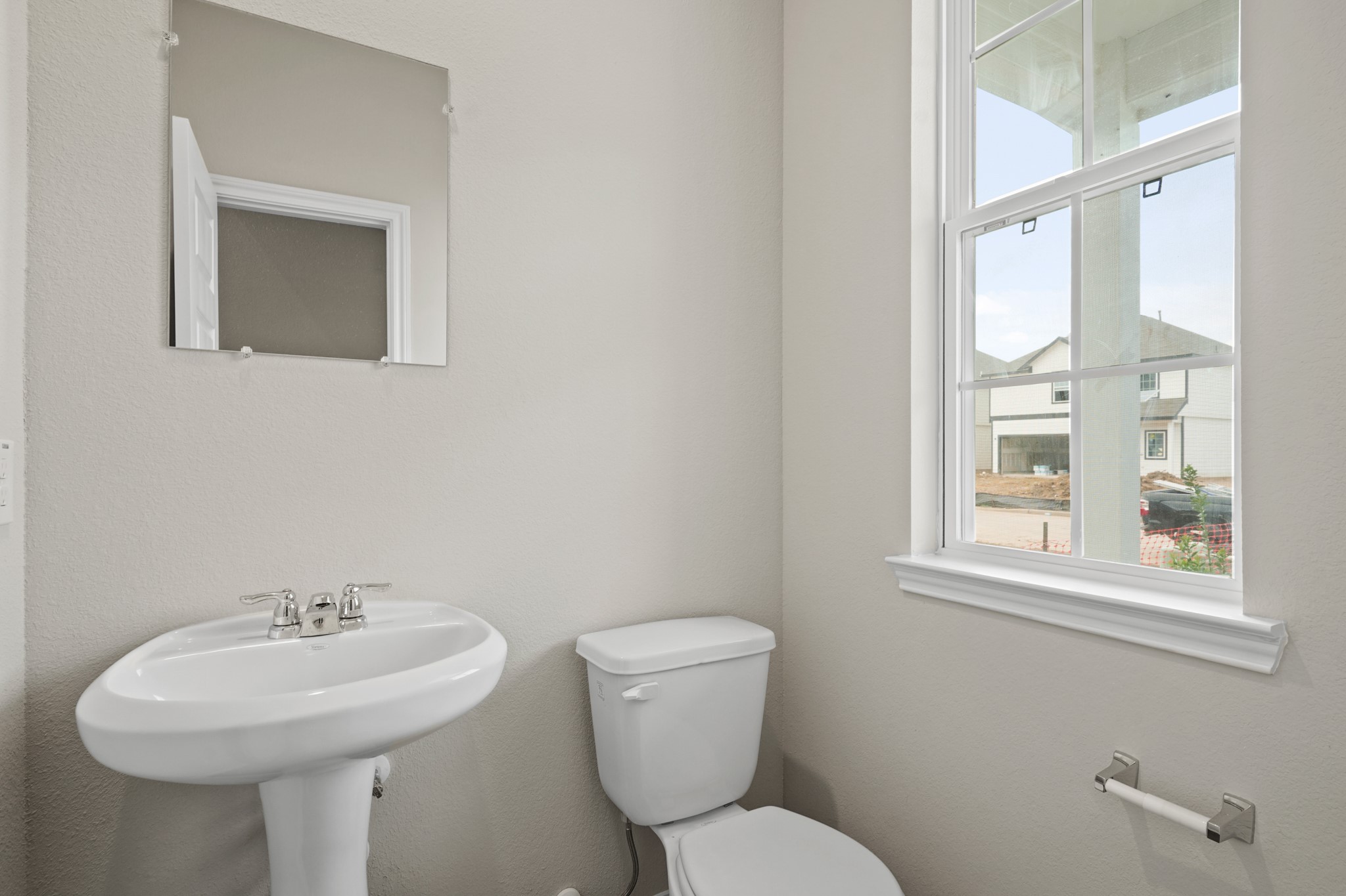 2584 Hawk Eye Drive Property Photo 3