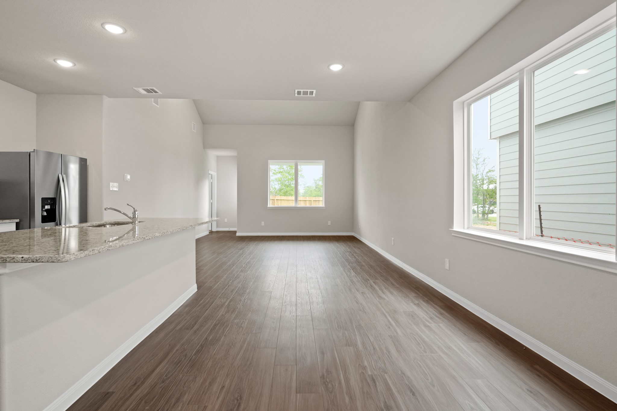 2584 Hawk Eye Drive Property Photo 4