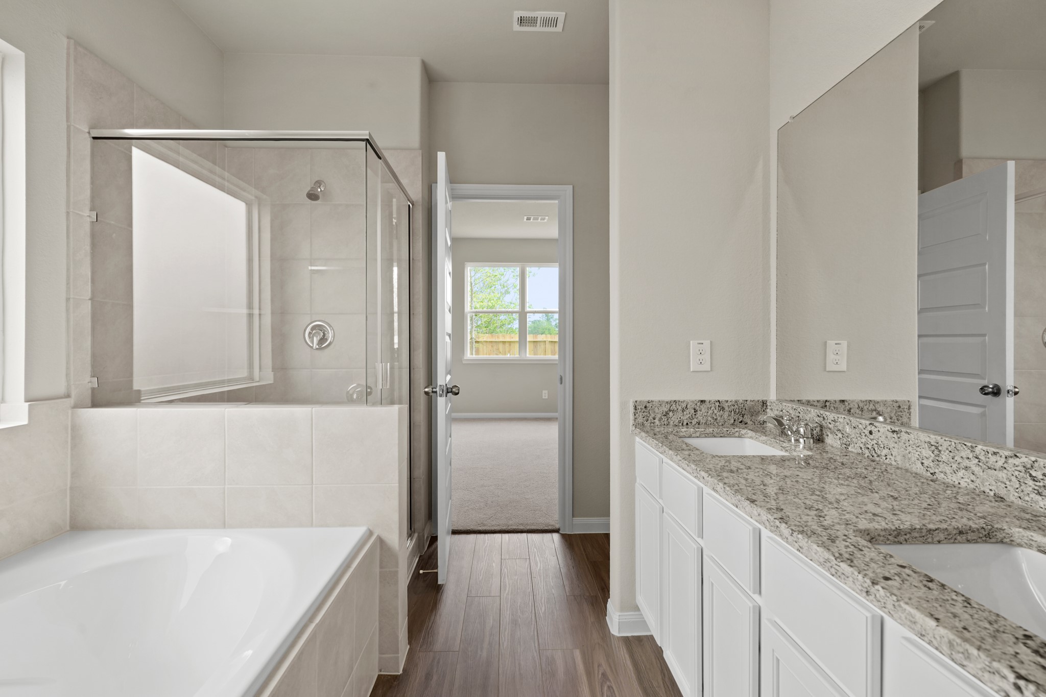 2584 Hawk Eye Drive Property Photo 10