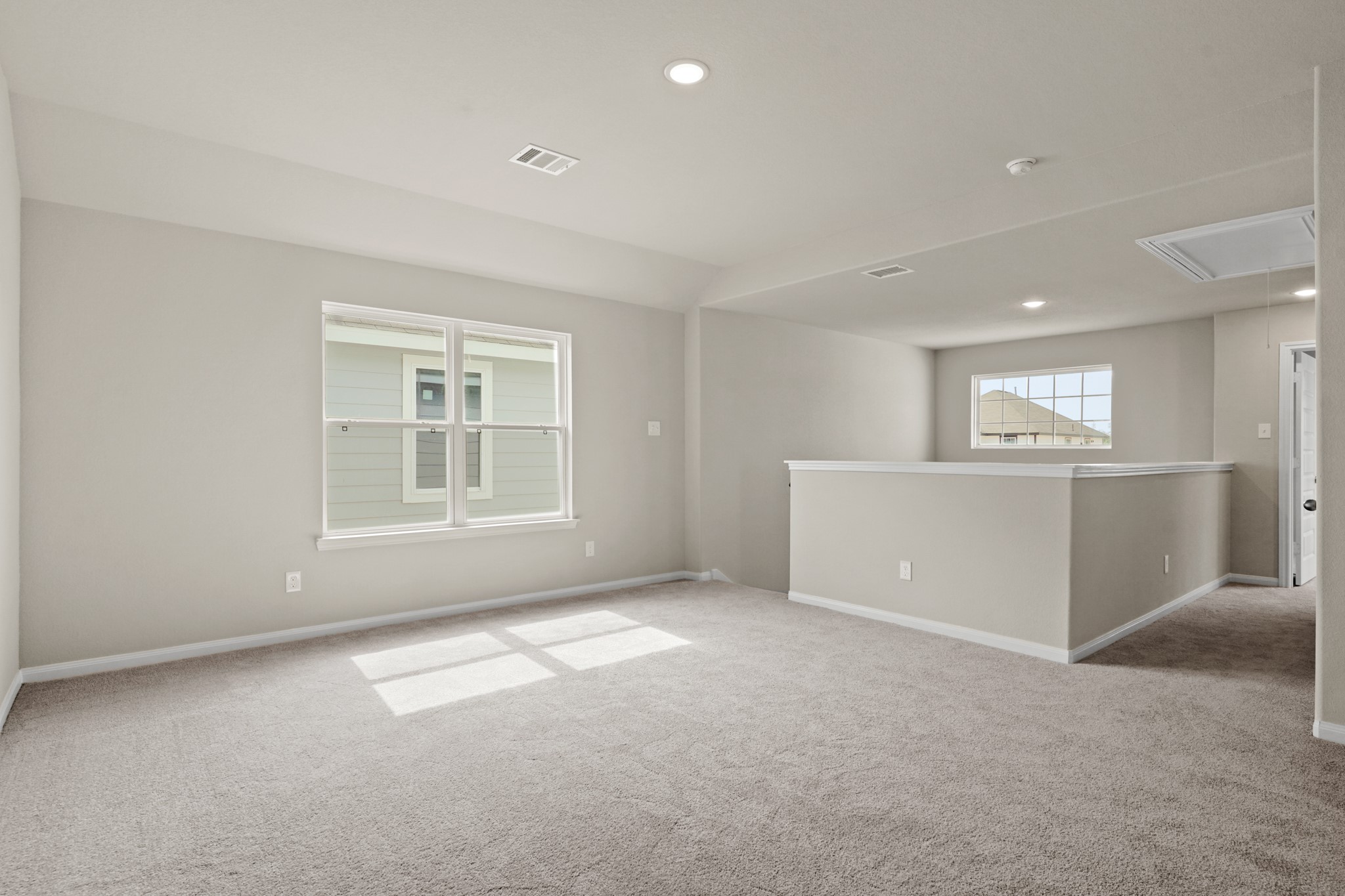2584 Hawk Eye Drive Property Photo 11