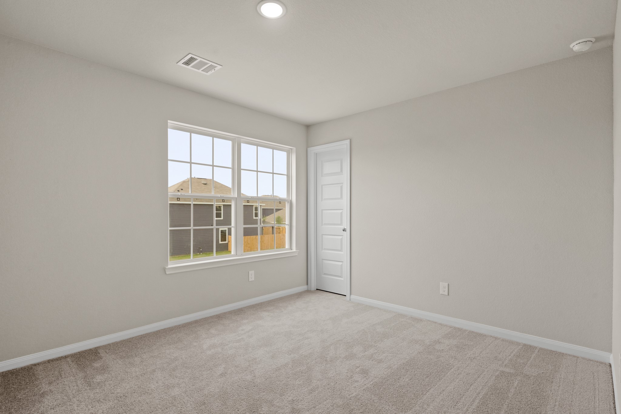 2584 Hawk Eye Drive Property Photo 15
