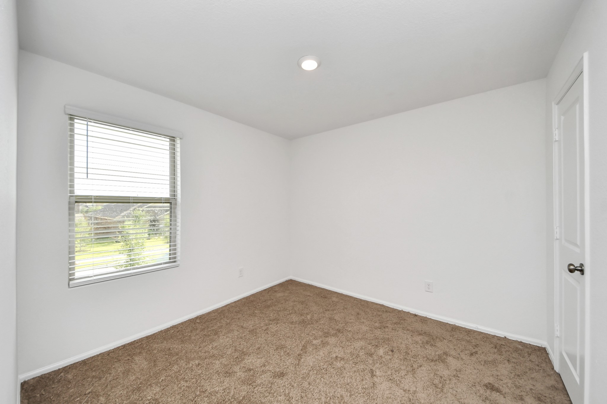 1409 Twilight Green Drive Property Photo 25