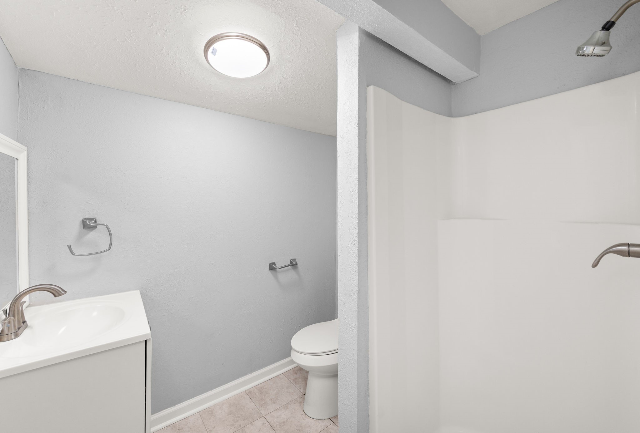 203 S Fig Street Property Photo 13