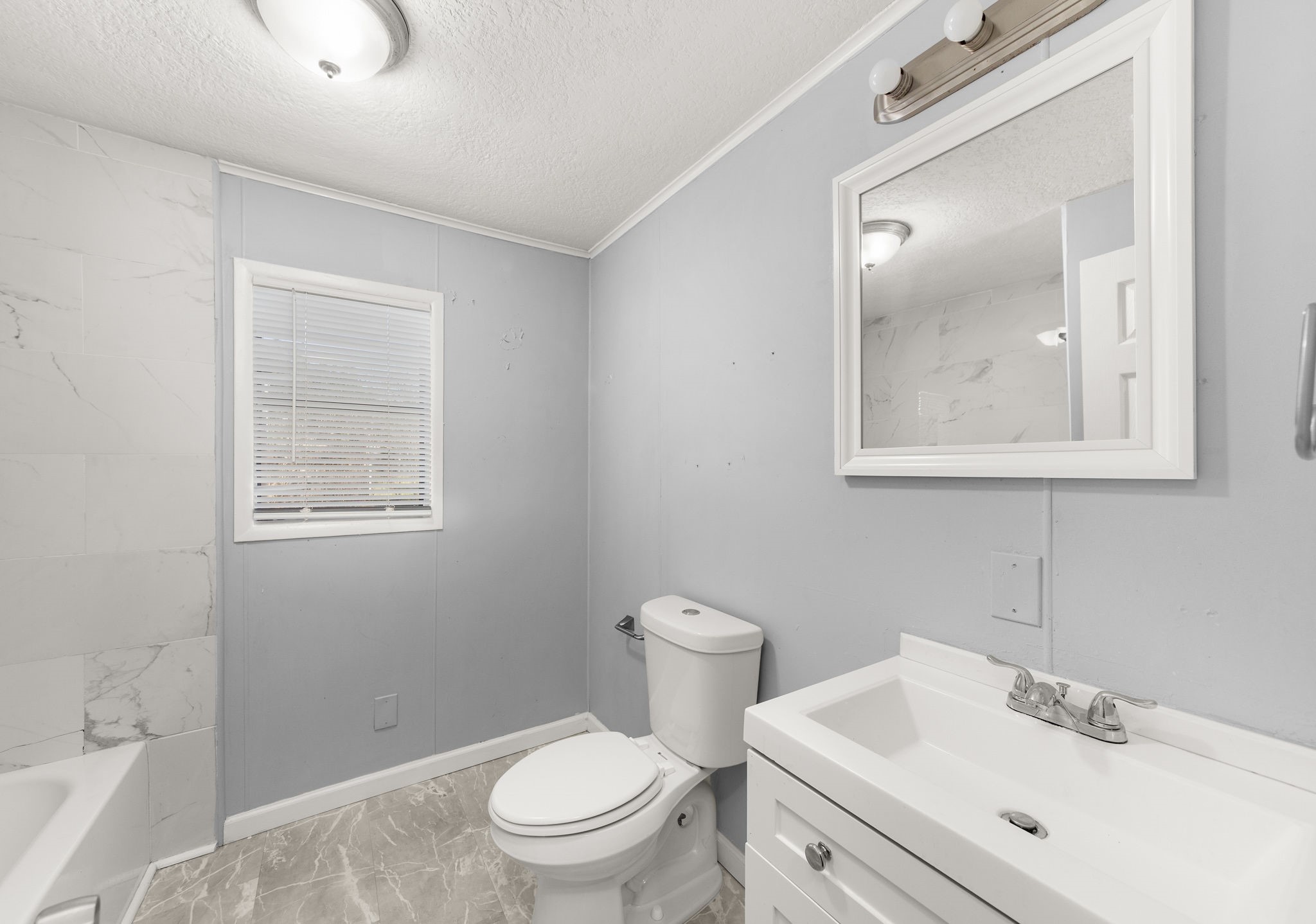 203 S Fig Street Property Photo 15