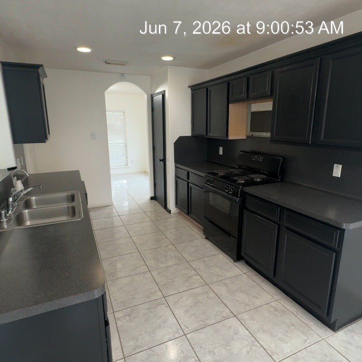 10310 Mills Run Drive Property Photo 4