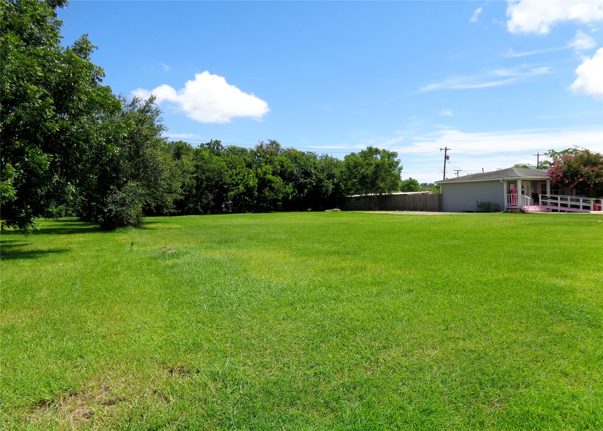 2418 25th Avenue N Property Photo