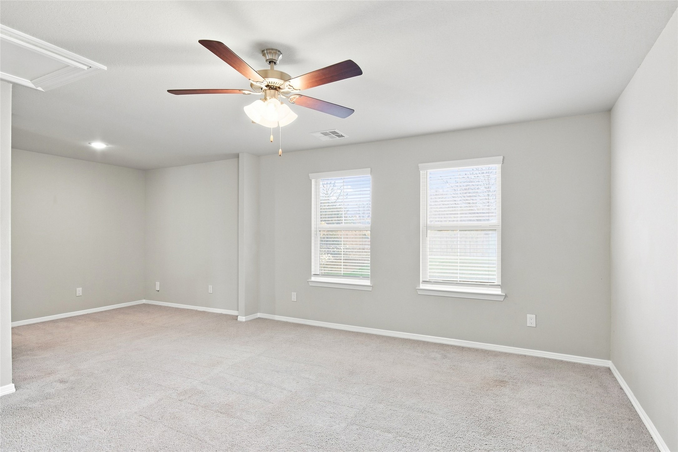 24710 Russet Bluff Trail Property Photo 4