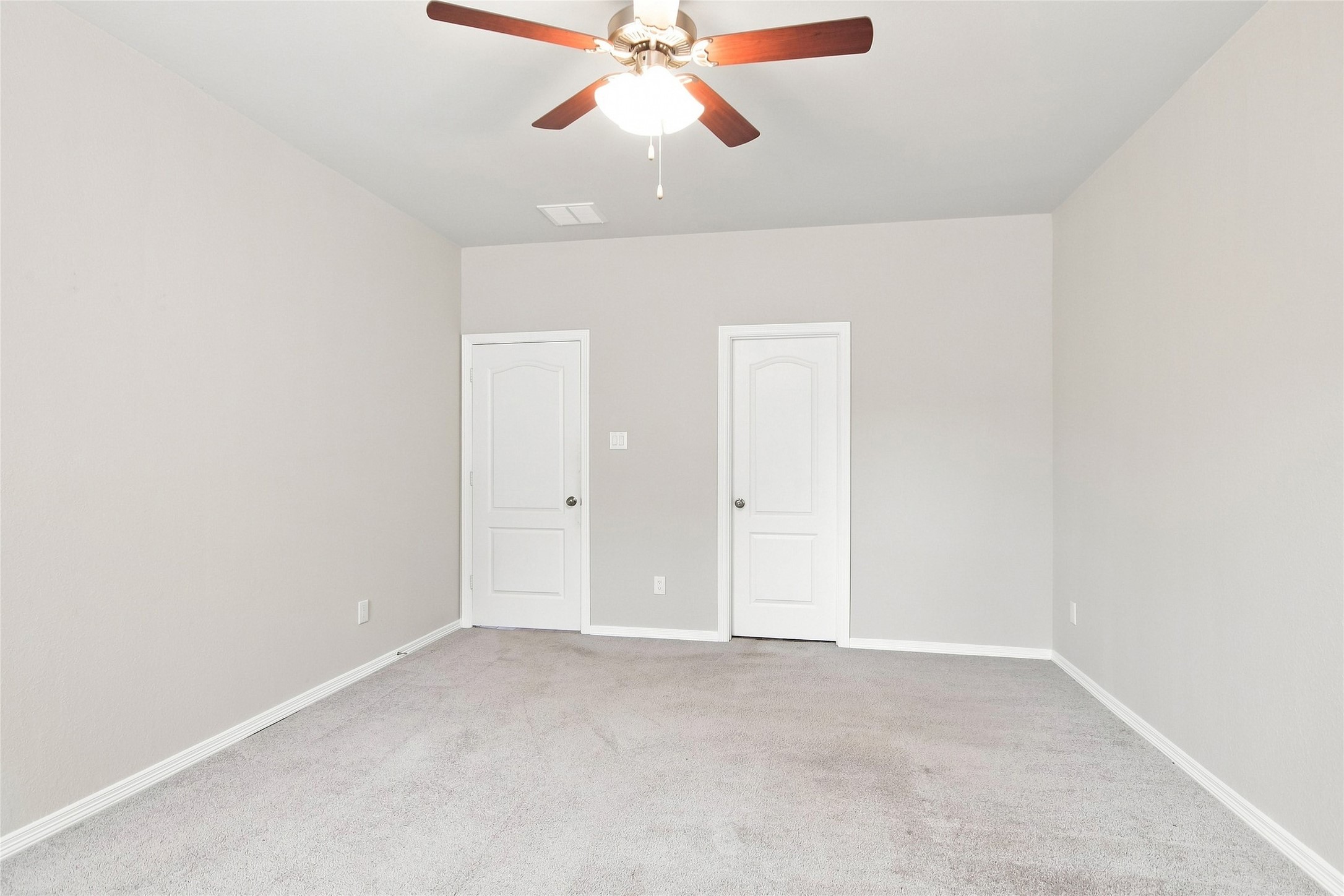 24710 Russet Bluff Trail Property Photo 9