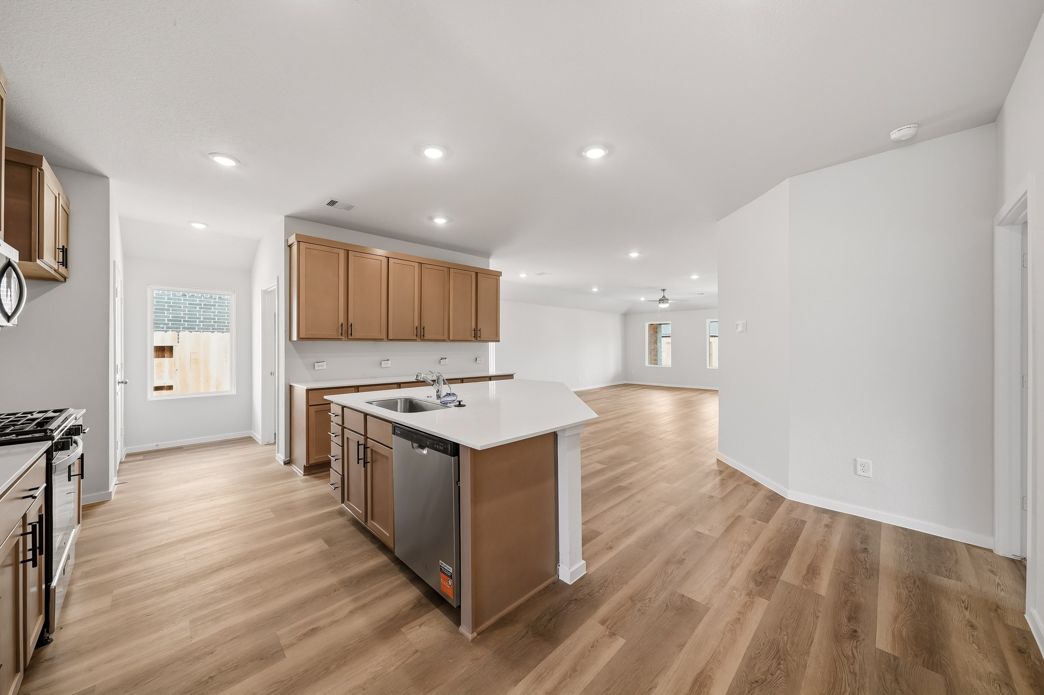 2036 Luminous Lane Property Photo 3