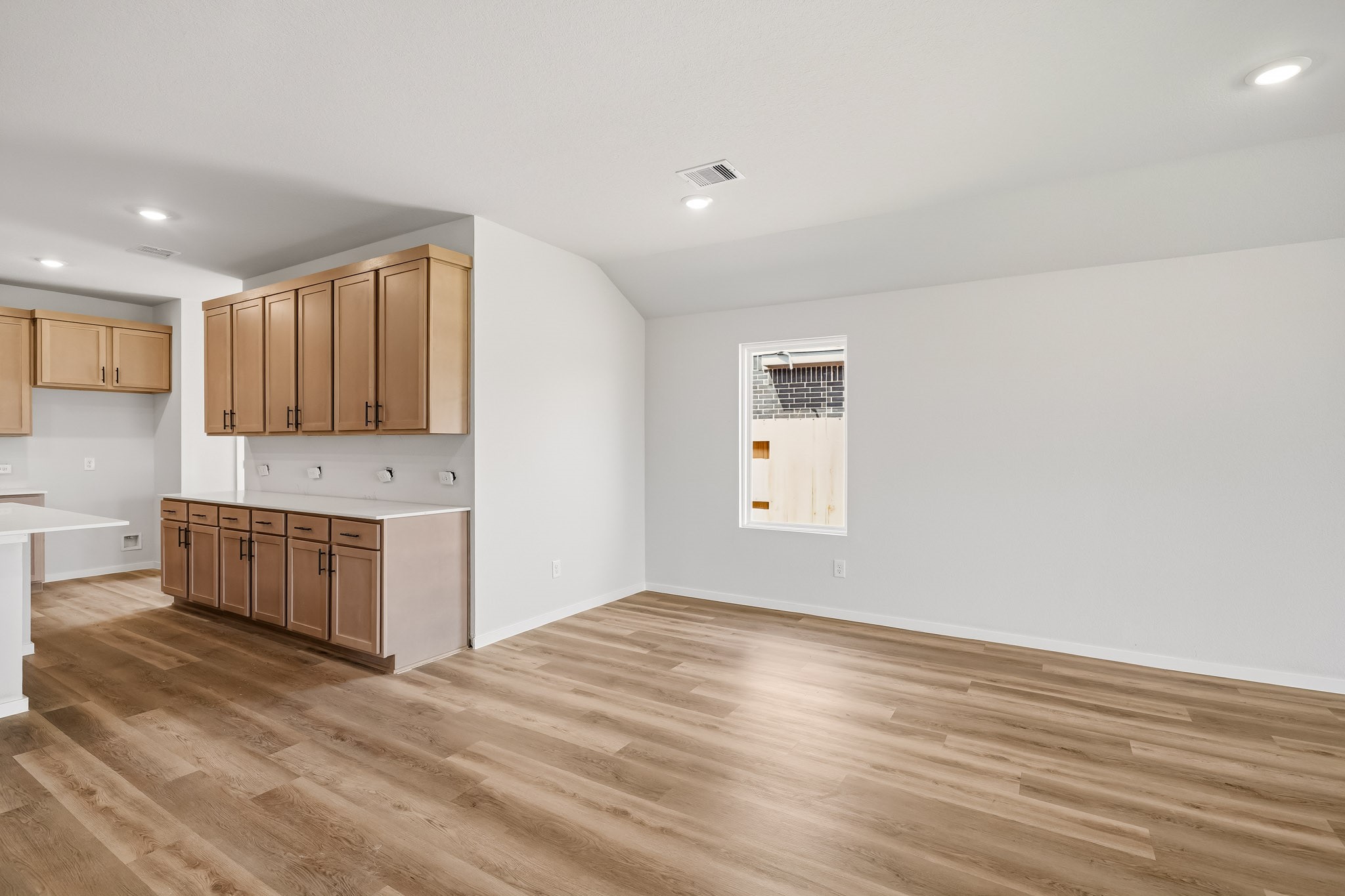 2036 Luminous Lane Property Photo 7