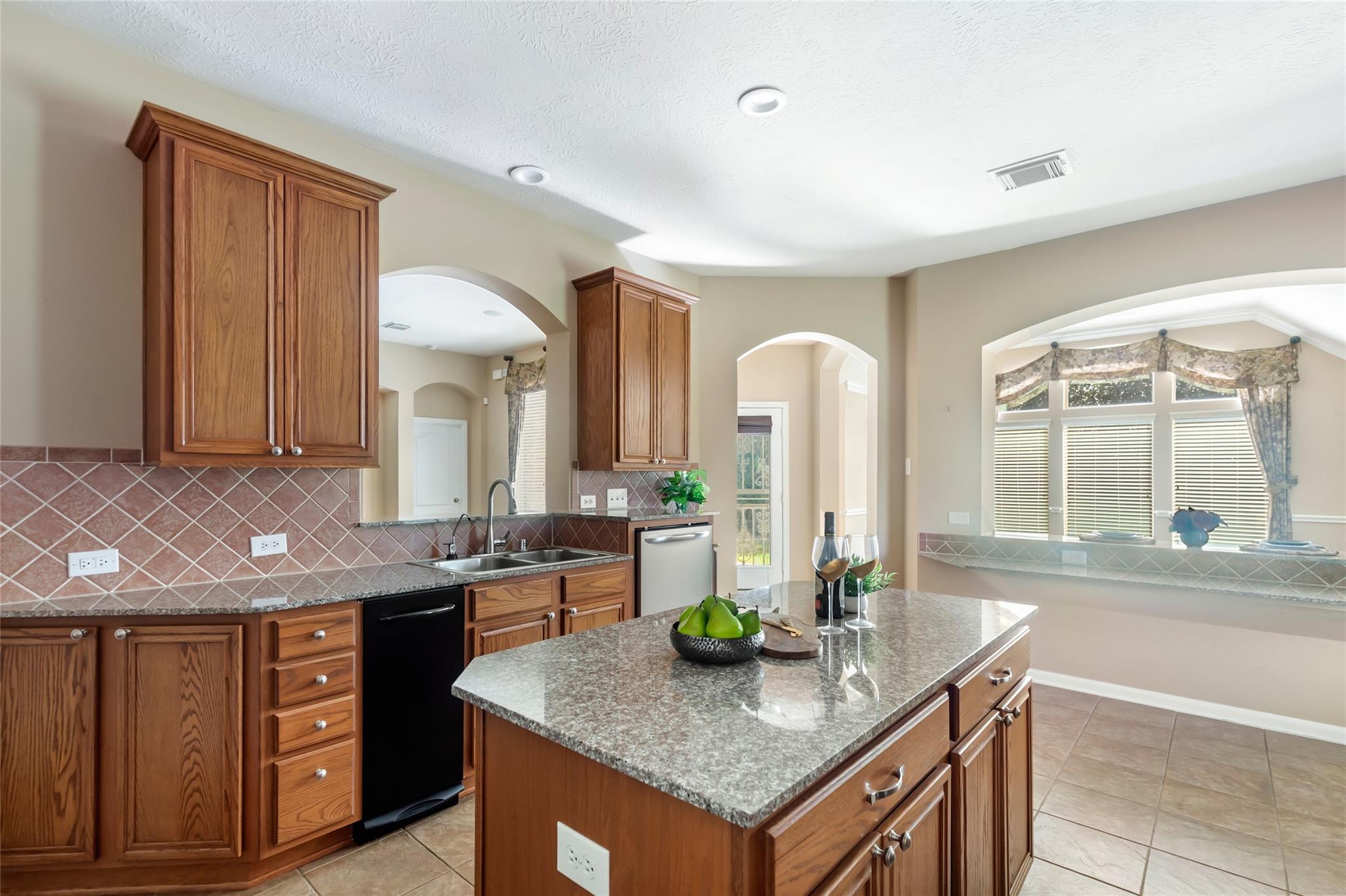 12618 Quartz Lake Drive, Humble Tx 77346 Property Photo 8