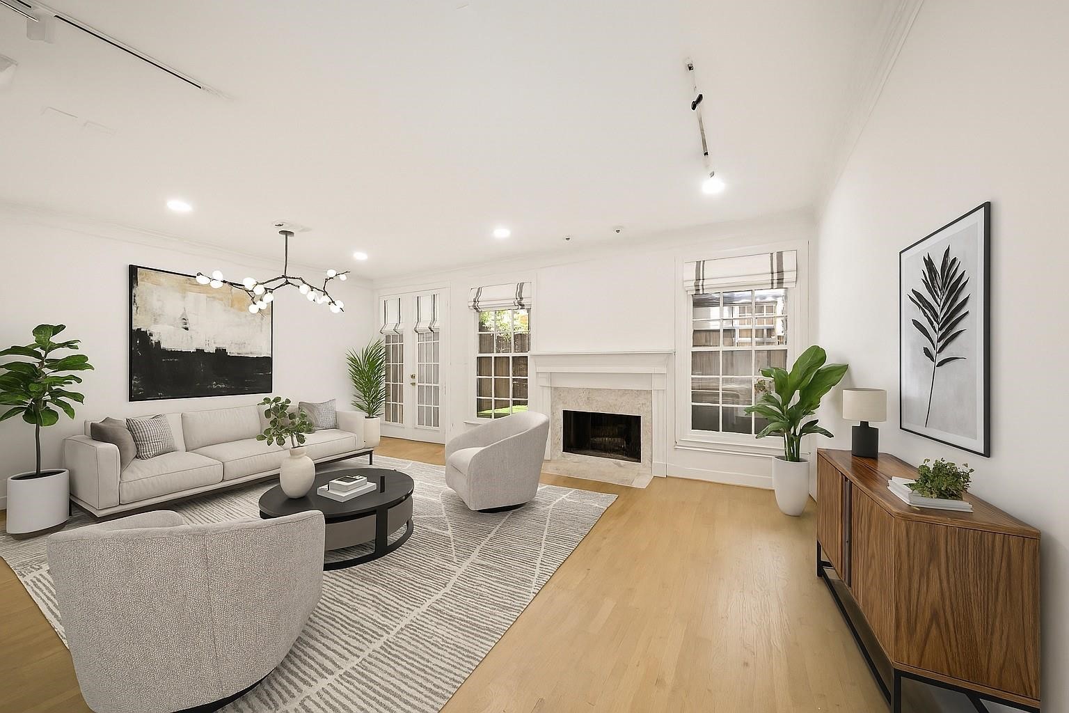 2014 Mcduffie Street Property Photo 1