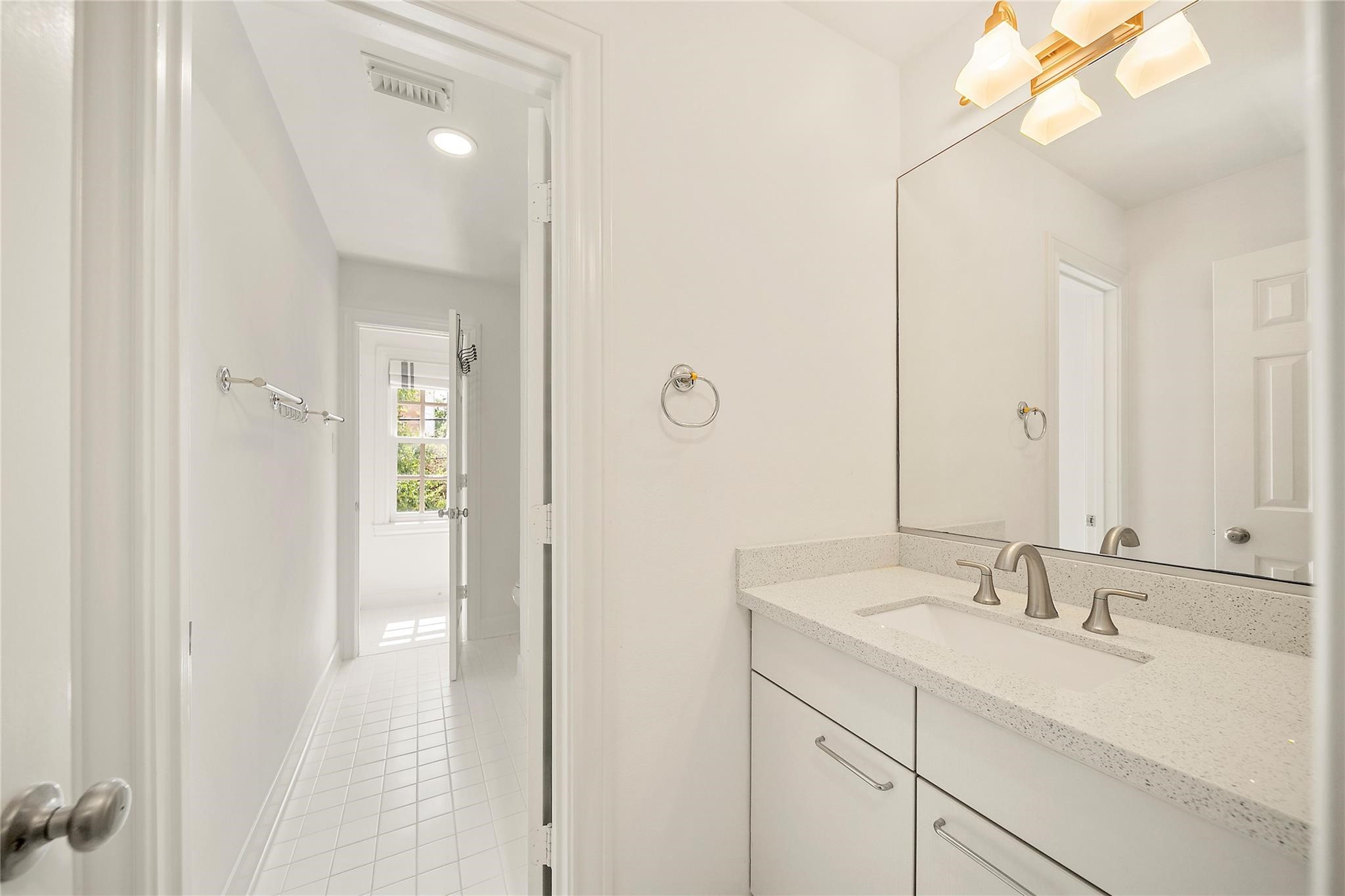 2014 Mcduffie Street Property Photo 18