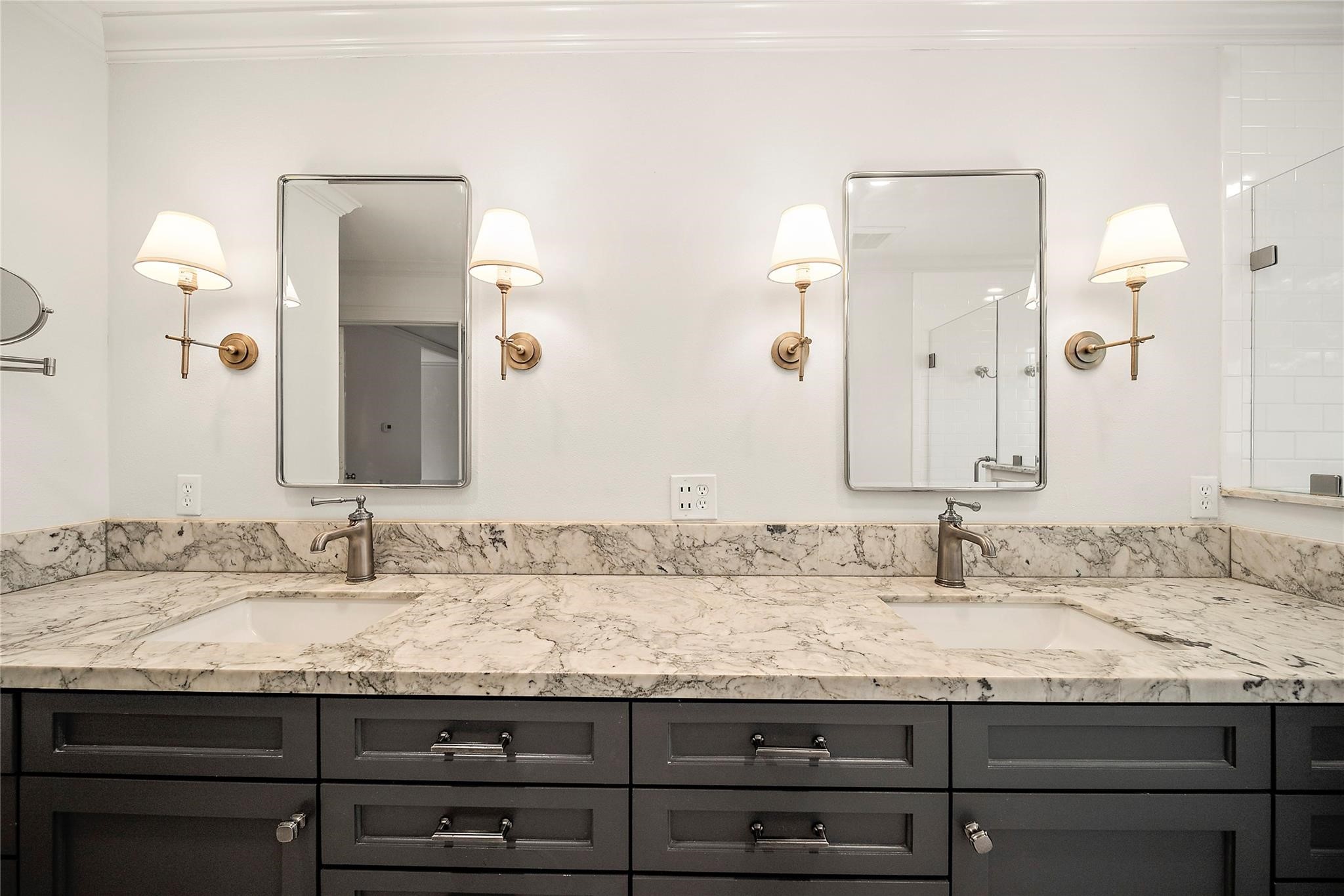 2014 Mcduffie Street Property Photo 28