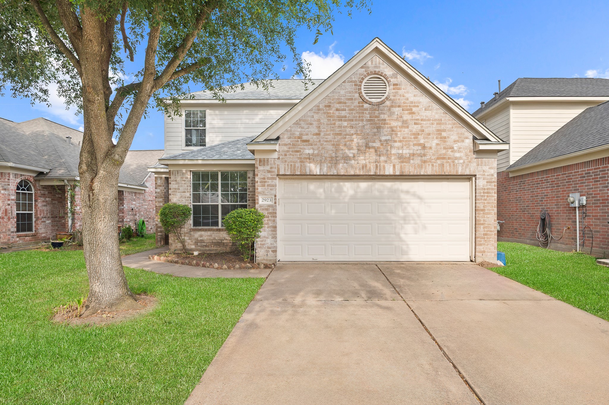 2923 Ridge Scene Way Property Photo 1