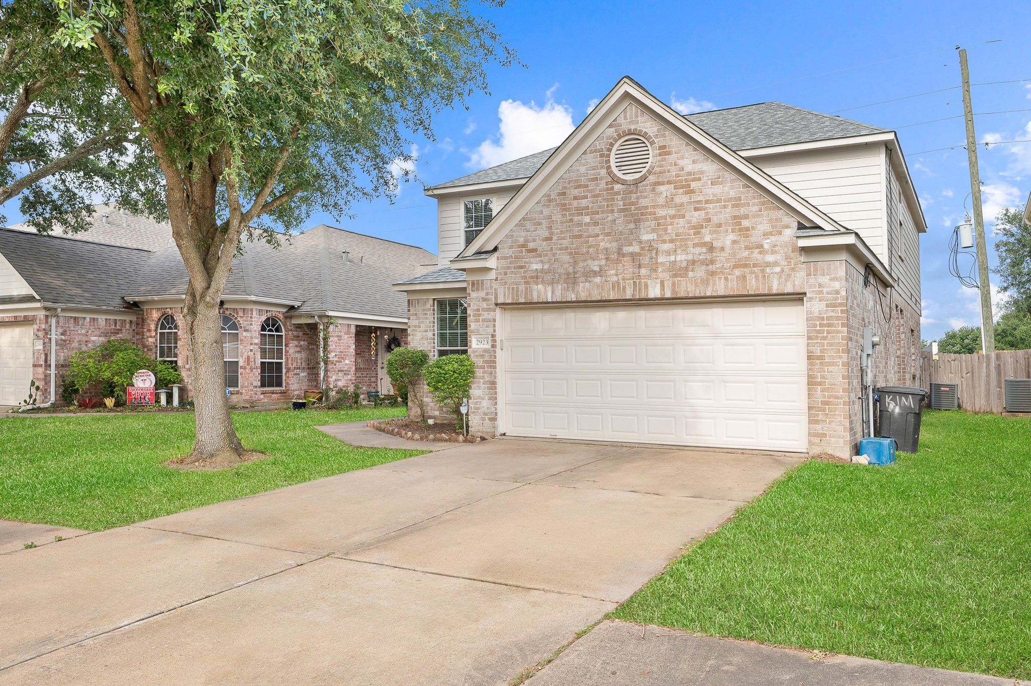 2923 Ridge Scene Way Property Photo 2