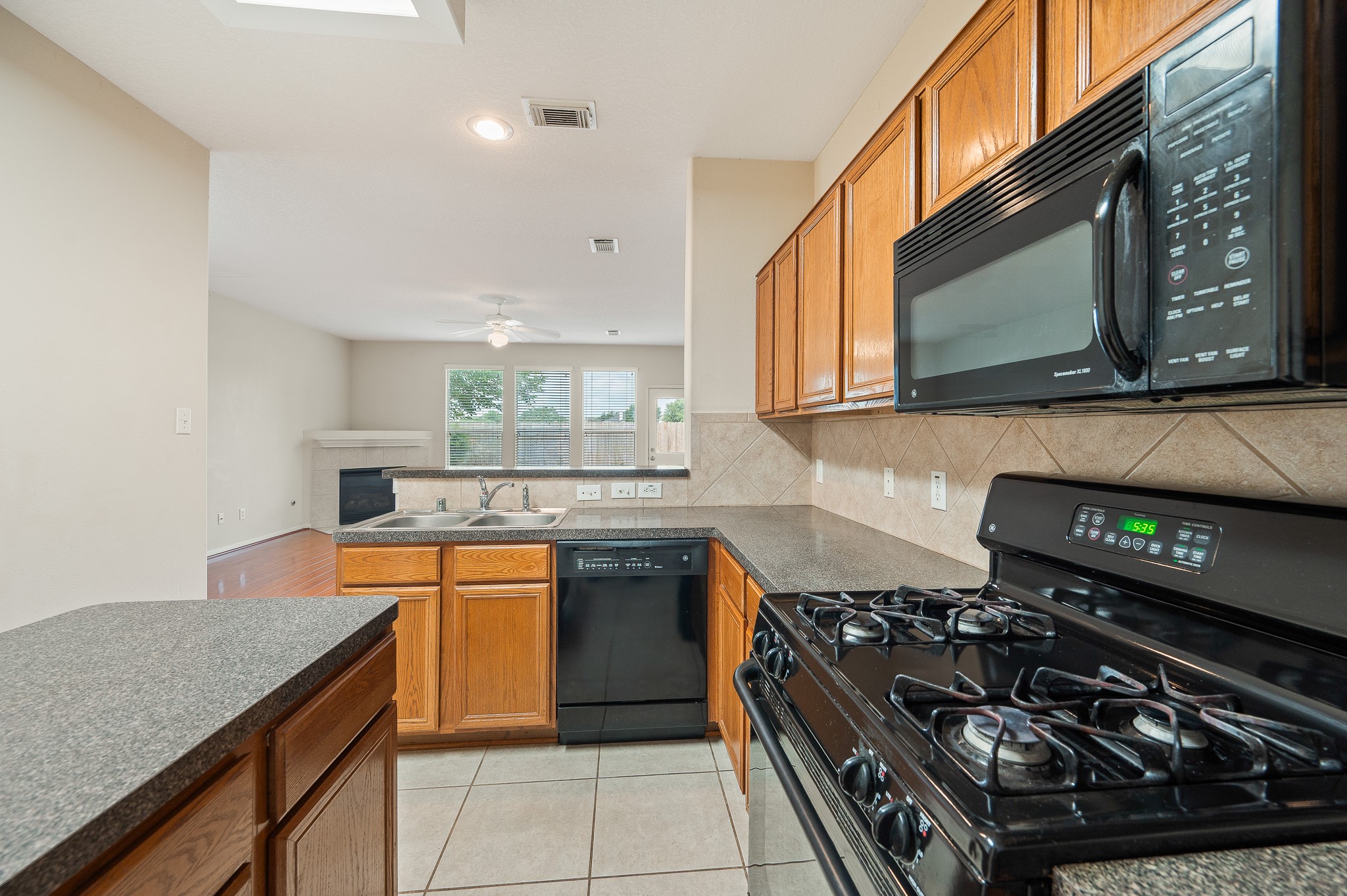 2923 Ridge Scene Way Property Photo 11