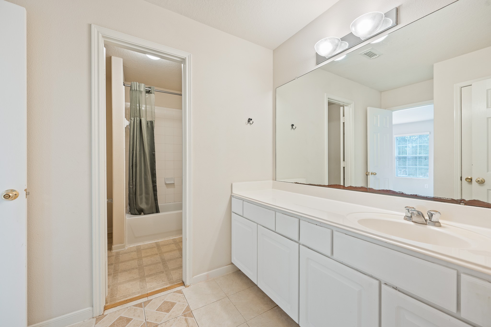 2923 Ridge Scene Way Property Photo 26