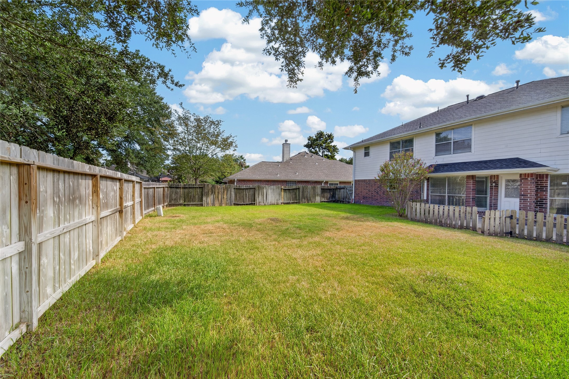 22522 Holly Lake Drive Property Photo 33