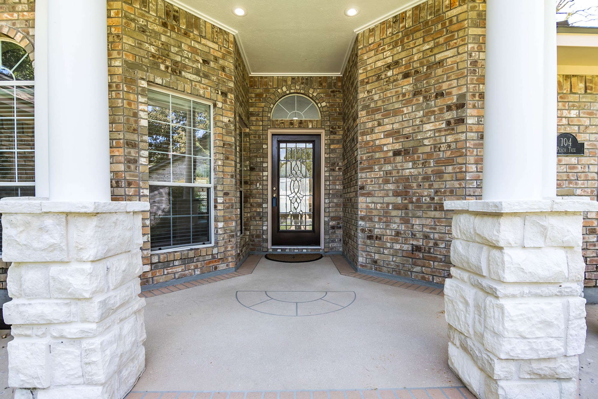 104 Peach Tree Street Property Photo 2