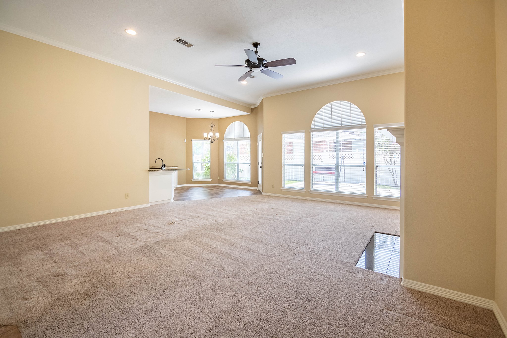 104 Peach Tree Street Property Photo 6