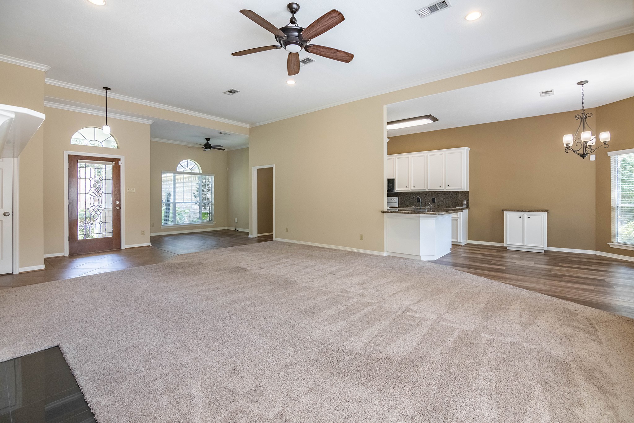 104 Peach Tree Street Property Photo 8
