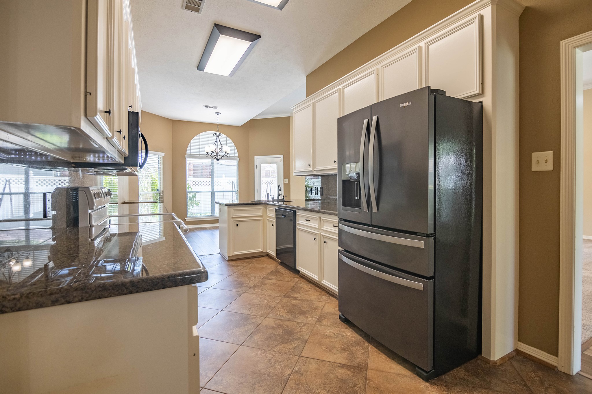 104 Peach Tree Street Property Photo 17