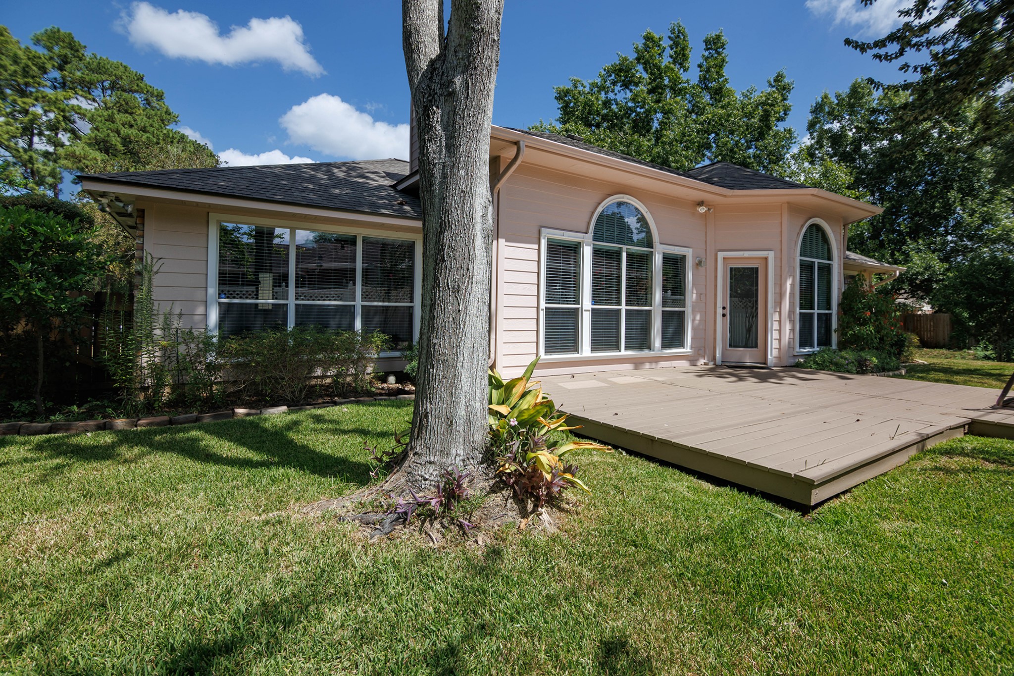 104 Peach Tree Street Property Photo 39