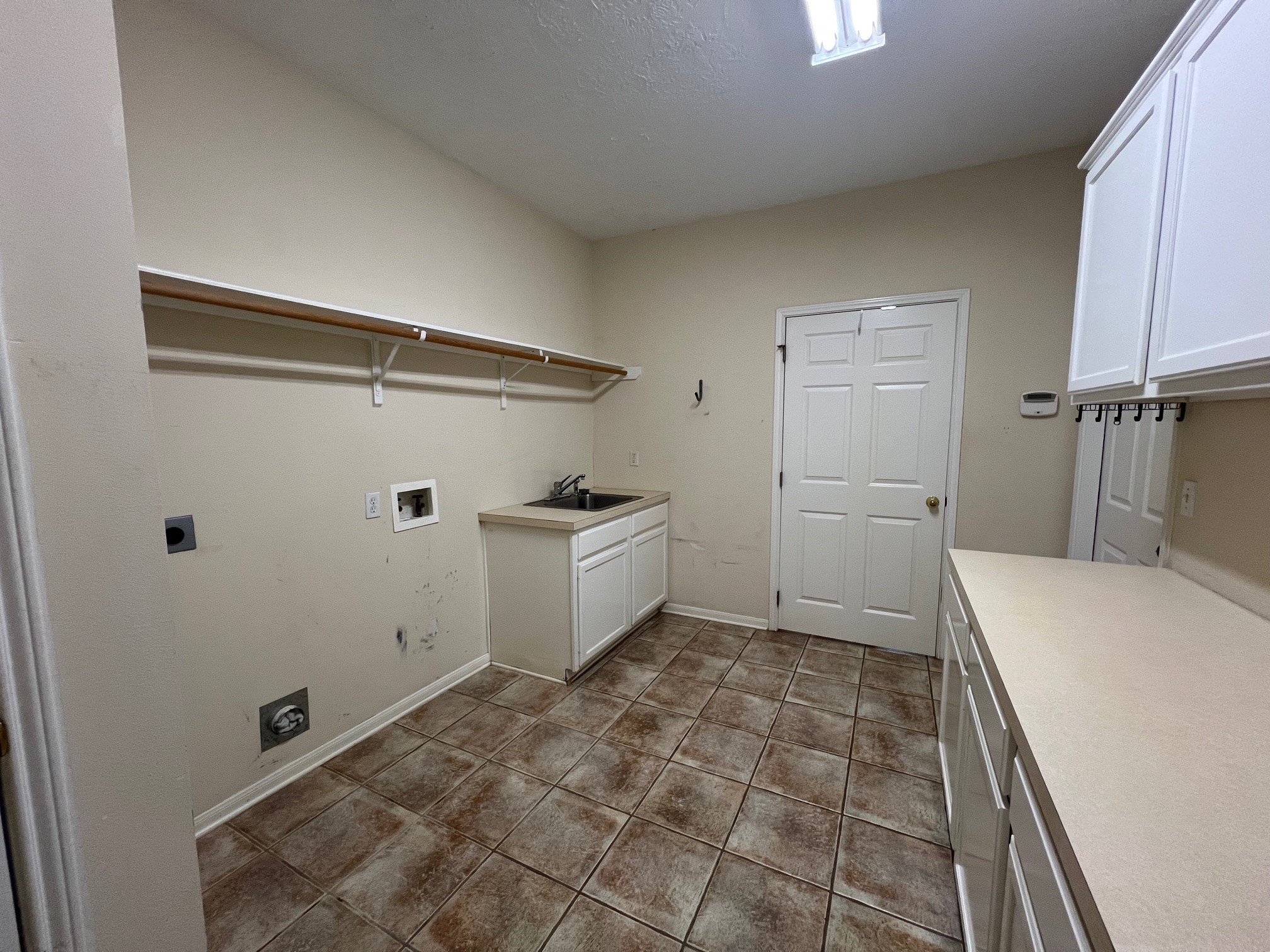 1211 Sommy Lane Property Photo 10
