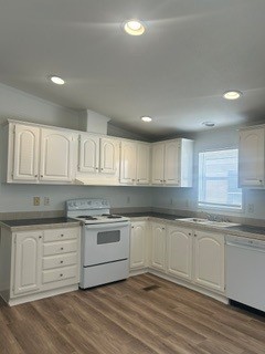 10215 Berrybriar Lane Property Photo 3
