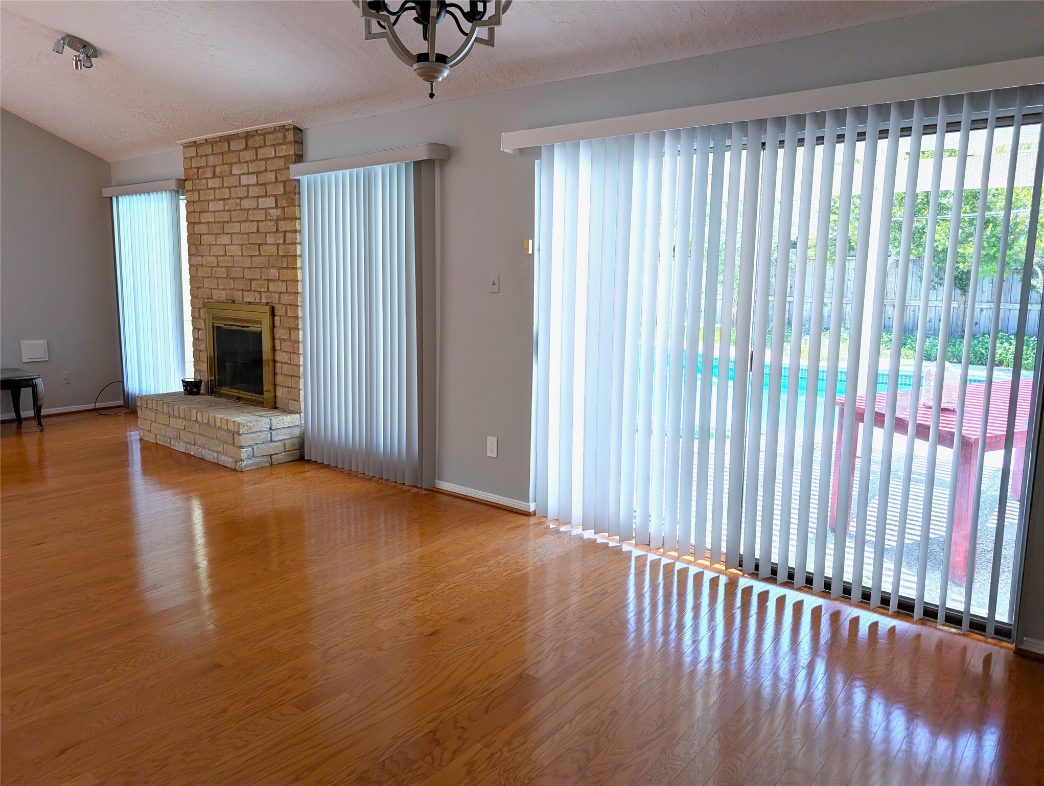 1310 S Kirkwood Road Property Photo 6