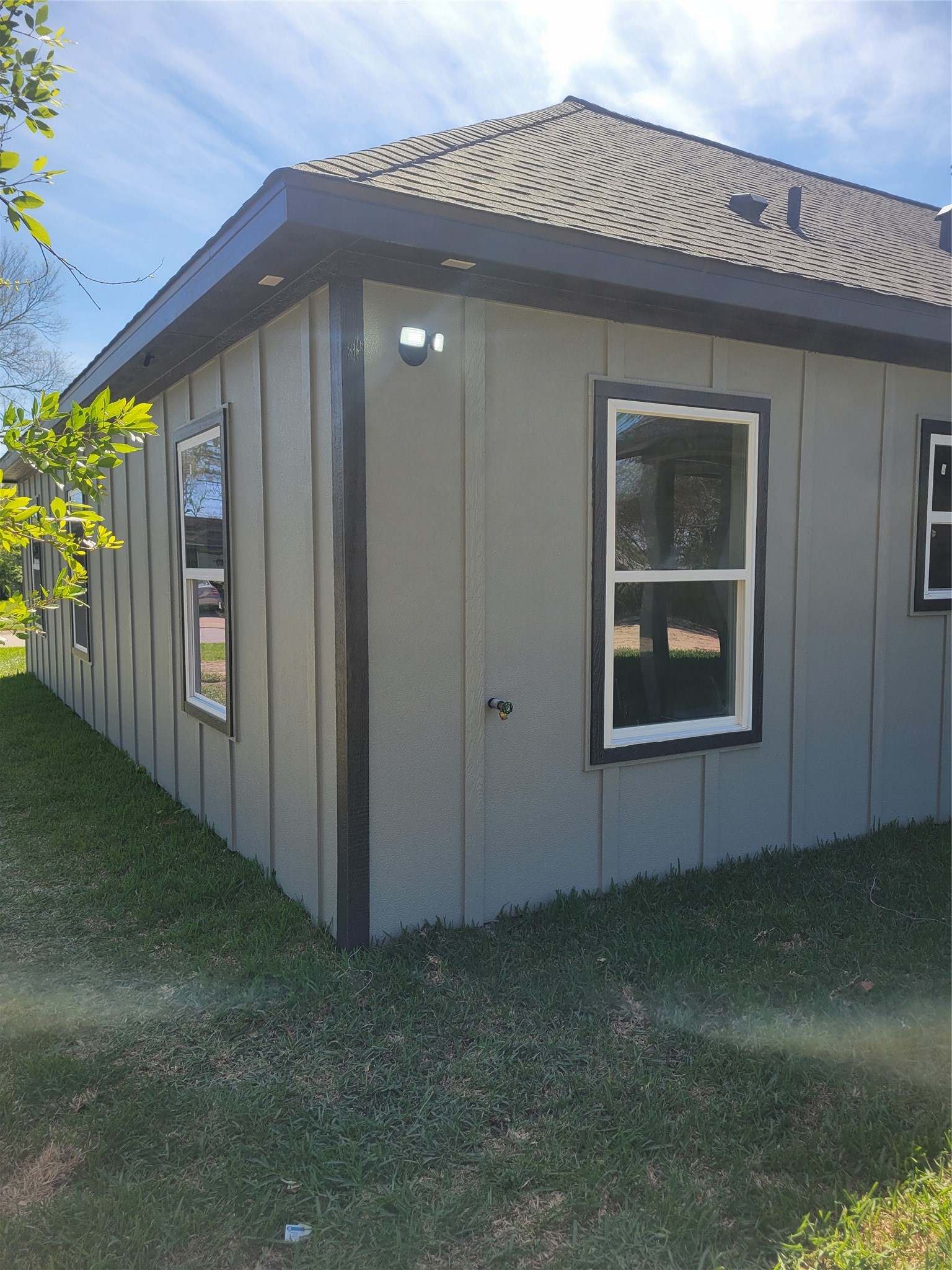 5807 Doulton Drive Property Photo 4