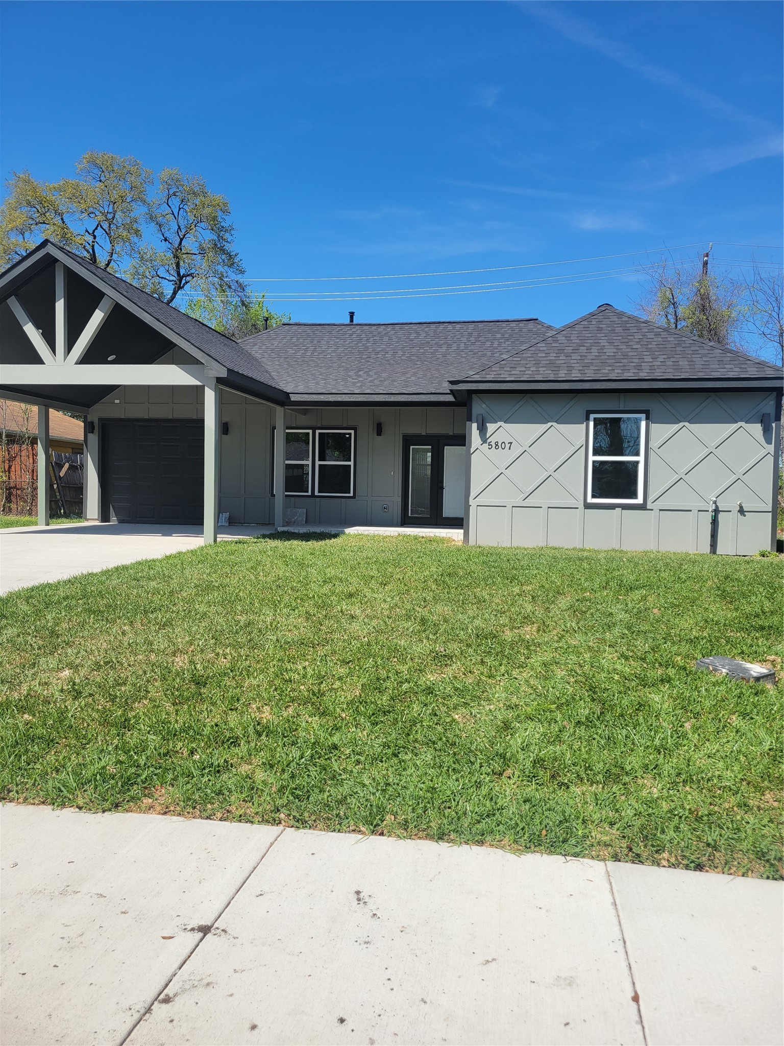 5807 Doulton Drive Property Photo 6