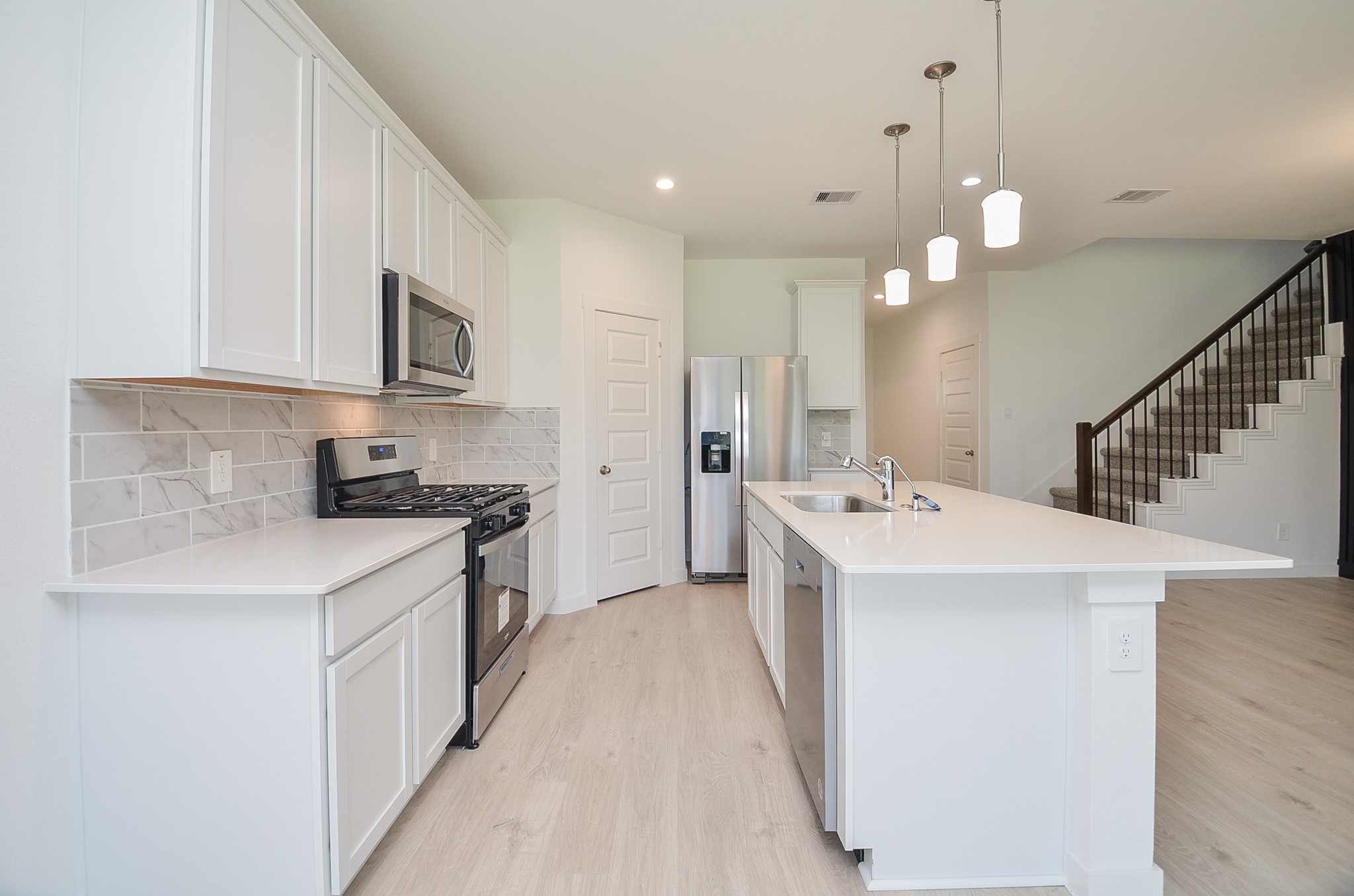 31707 Hallington Hill Lane Property Photo 11