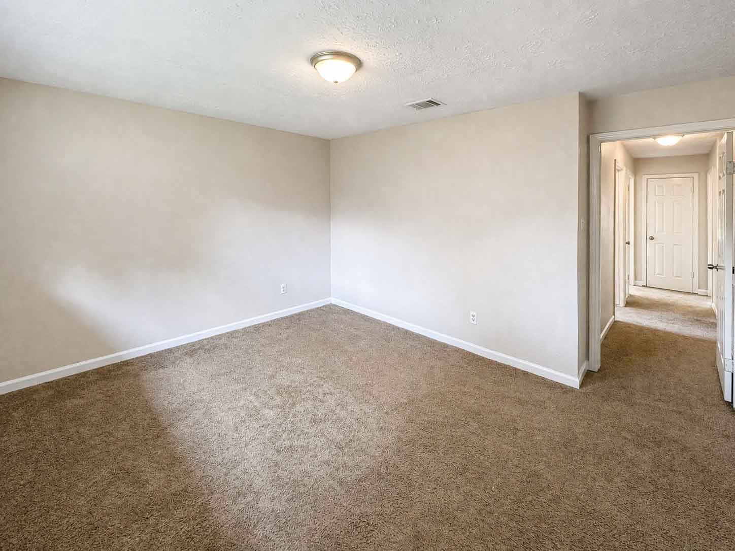 8710 Parkway Forest Drive Property Photo 30