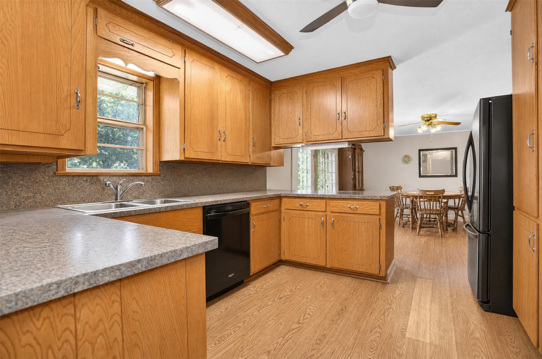 1610 Ginn Way Property Photo 8