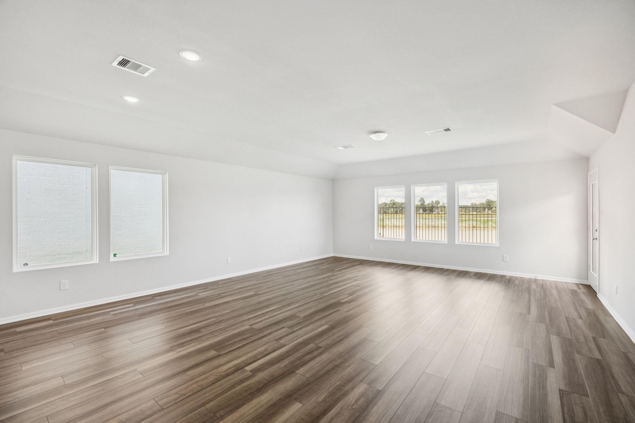 1107 Brittany Point Drive Property Photo 8