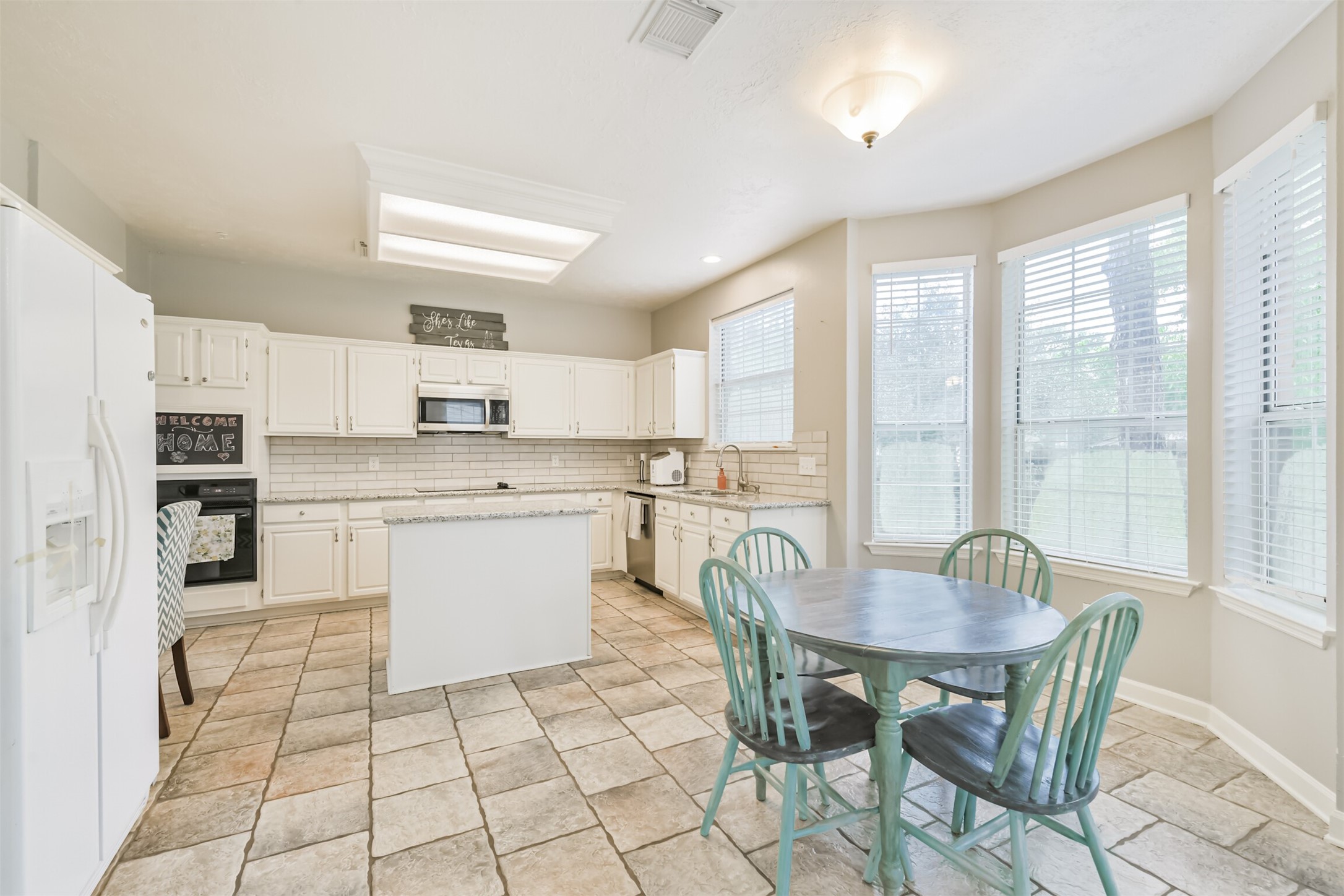 20422 Maple Meadows Court Property Photo 13