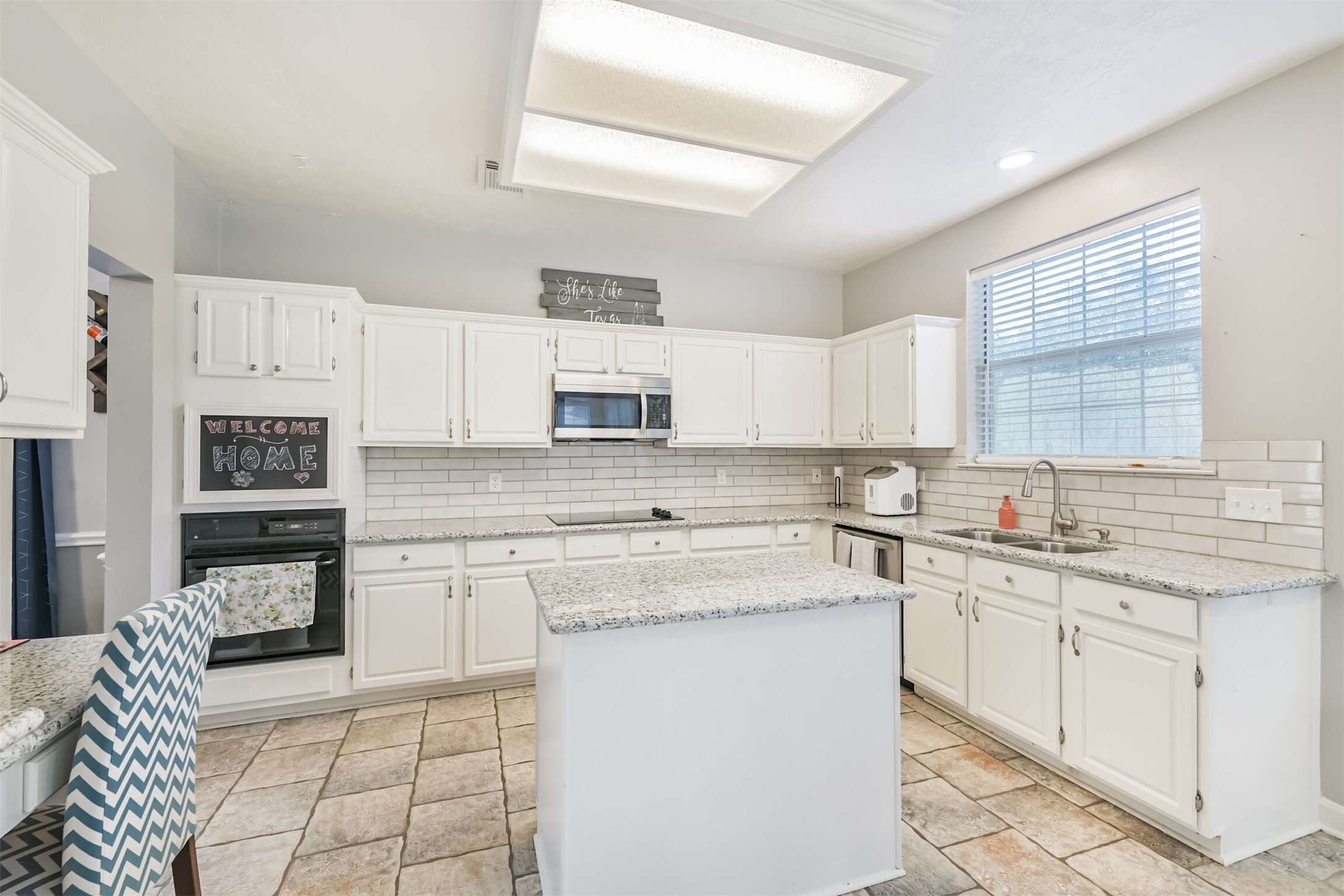 20422 Maple Meadows Court Property Photo 16