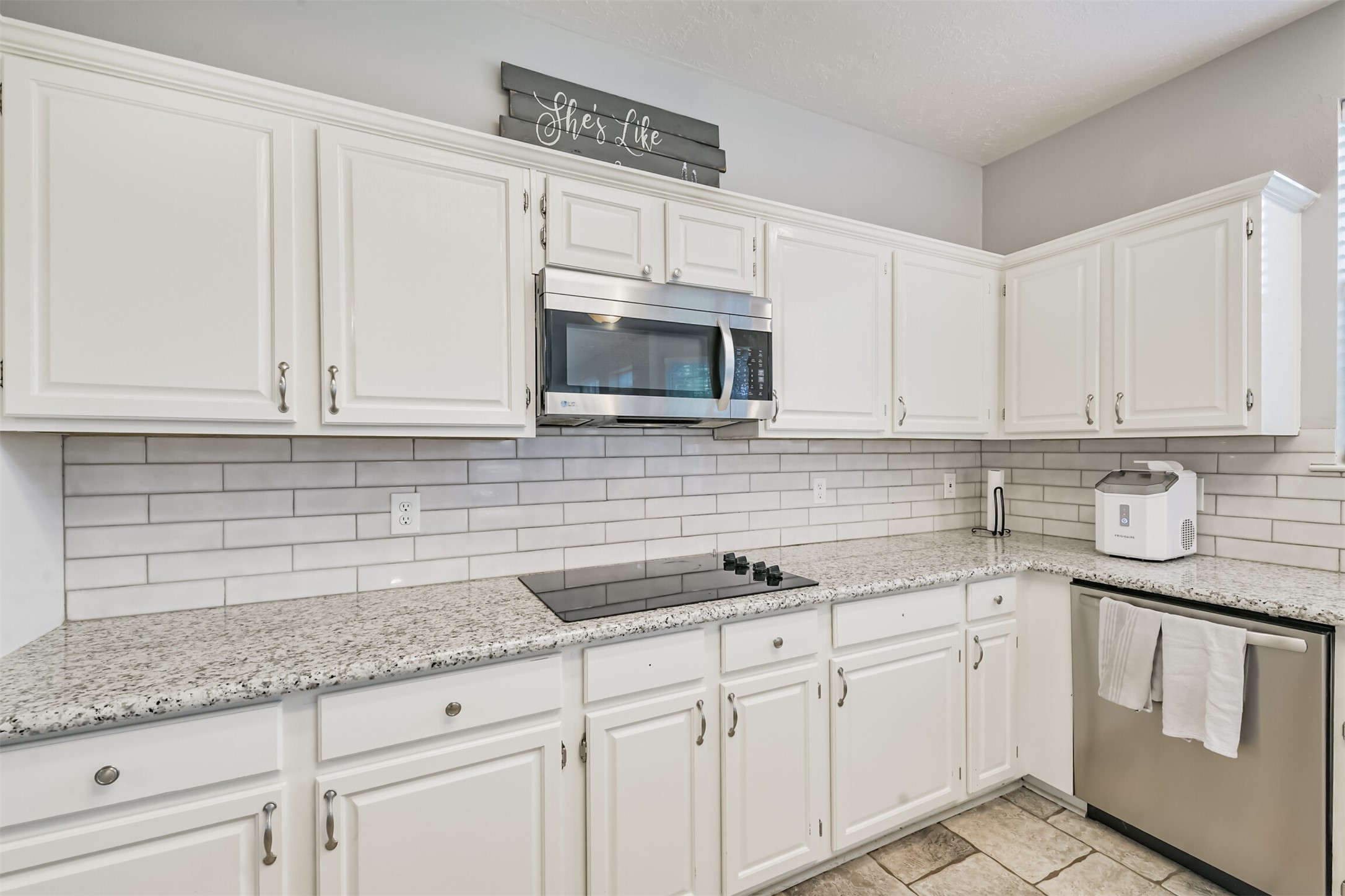 20422 Maple Meadows Court Property Photo 20