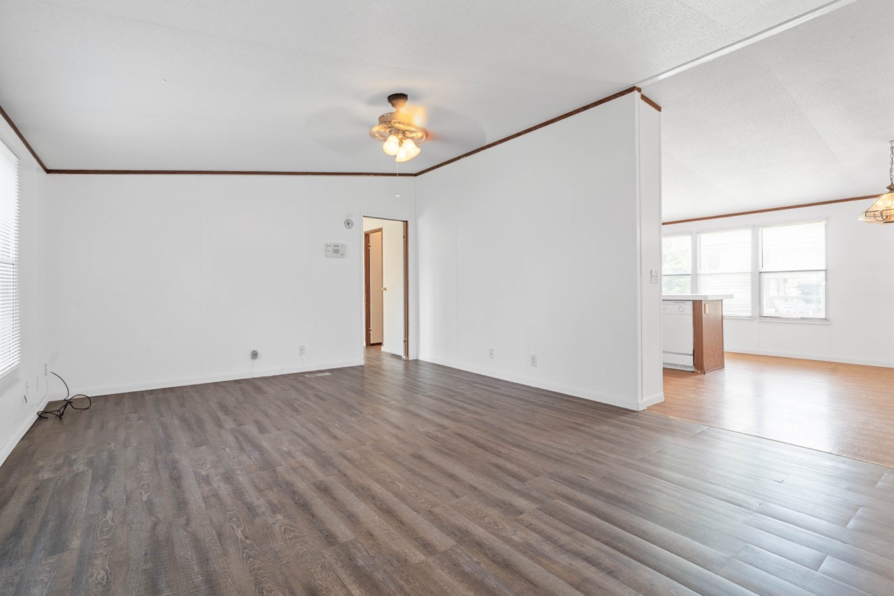 1906 Austin Street Property Photo 1