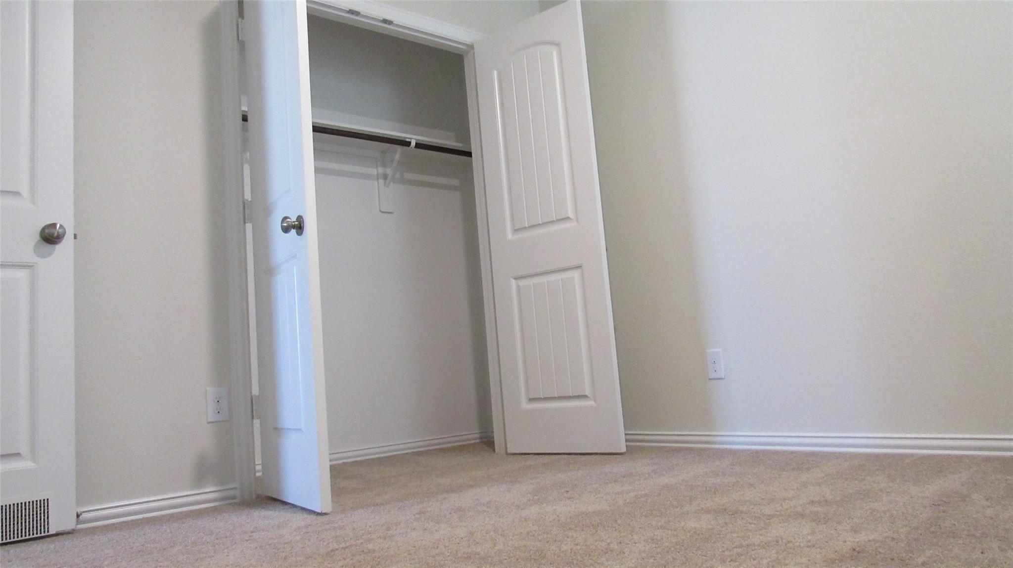 9007 Beacon Mill Drive Property Photo 13