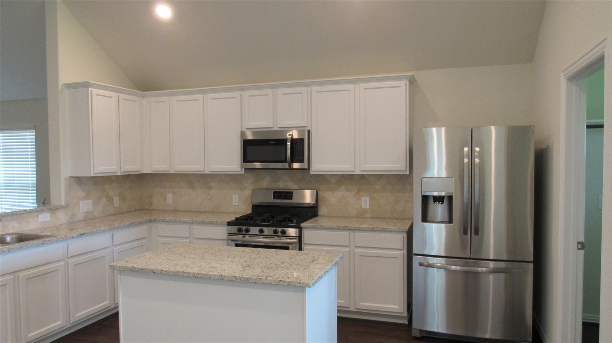 9007 Beacon Mill Drive Property Photo 18