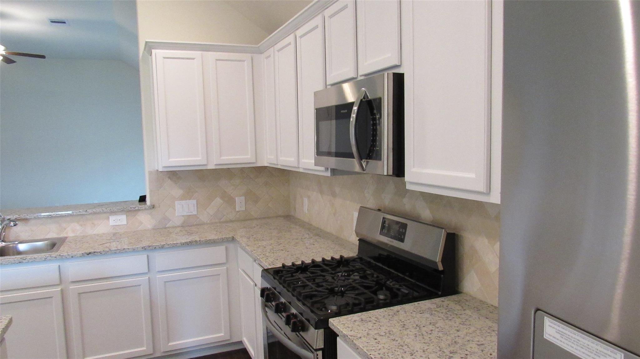 9007 Beacon Mill Drive Property Photo 20