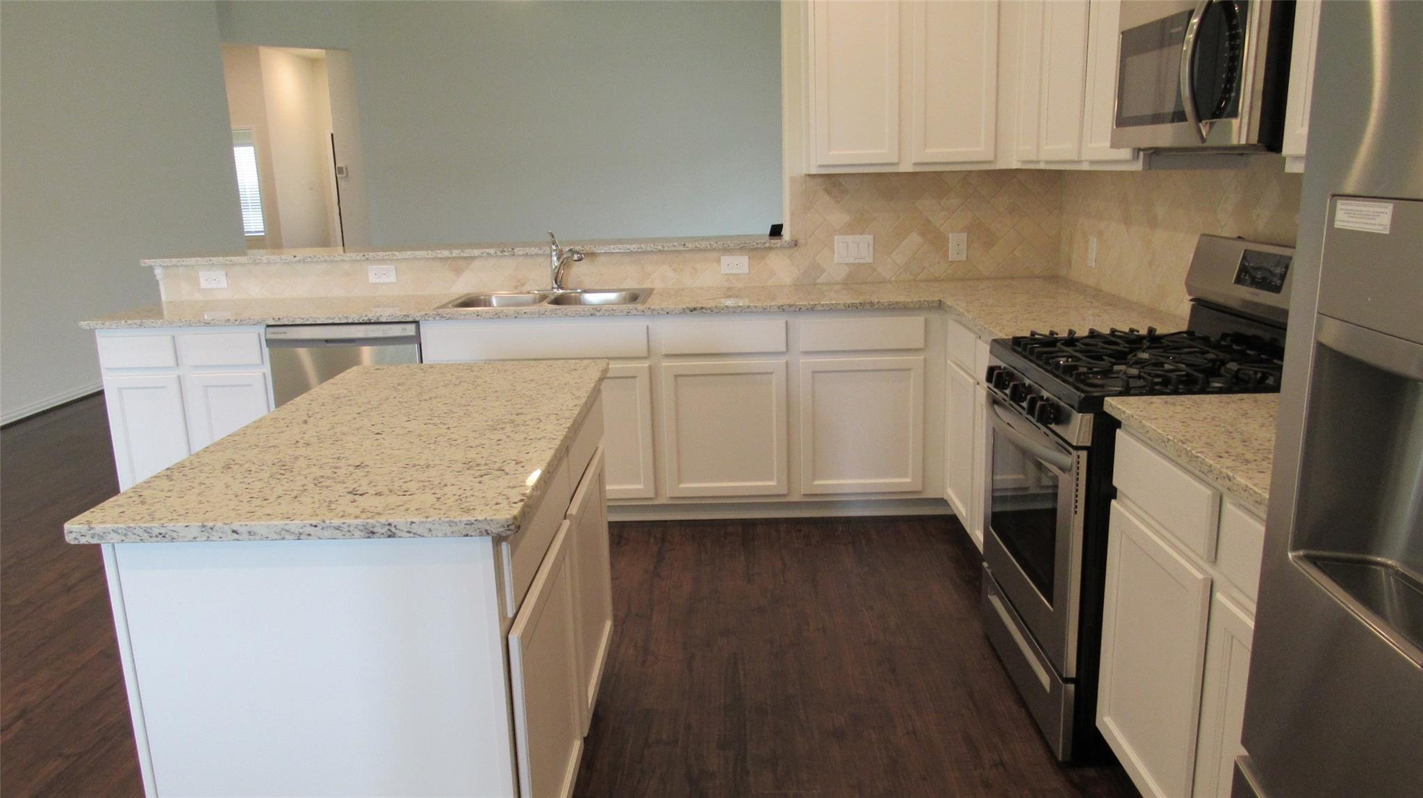 9007 Beacon Mill Drive Property Photo 21